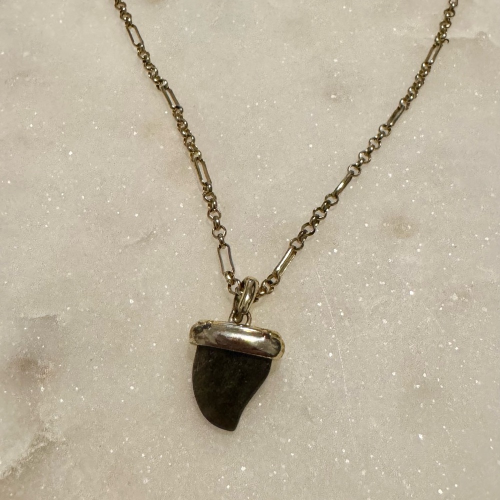 Kendra Scott Oleana Dark Brown Pendant Necklace